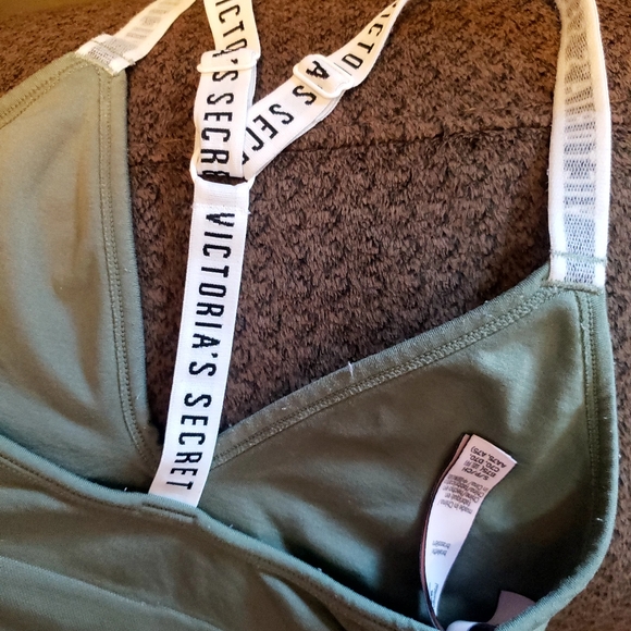 Victoria's Secret sports bra (S)  Hanes white sports bra (M) - Picture 8 of 14